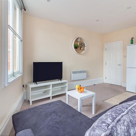 Guest Homes - Trinity Flat Worcester Eksteriør bilde