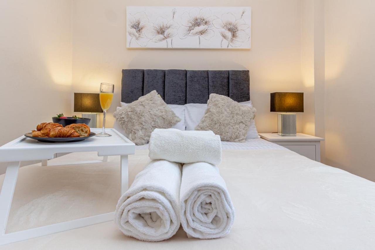 Guest Homes - Trinity Flat Worcester Eksteriør bilde