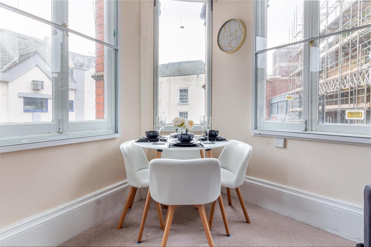 Guest Homes - Trinity Flat Worcester Eksteriør bilde